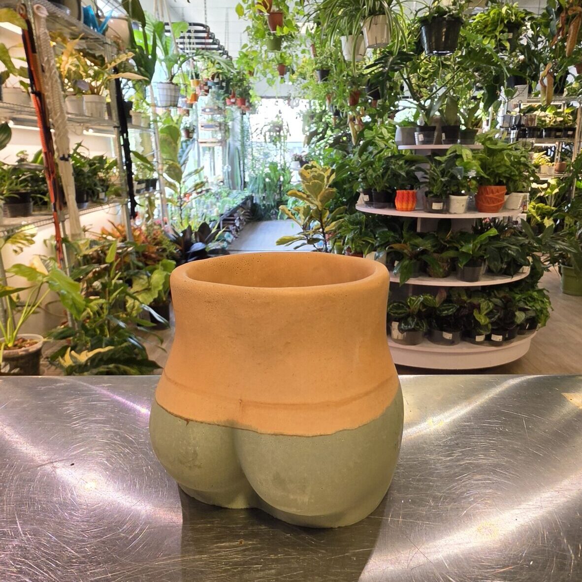 Booty Pot (green and orange)