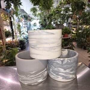 Circle pot (grey and charcoal marbling)