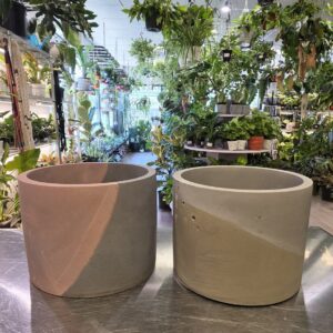 Circle pot (charcoal and brown diagonal layered)