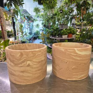 Circle pot (pink marbling)